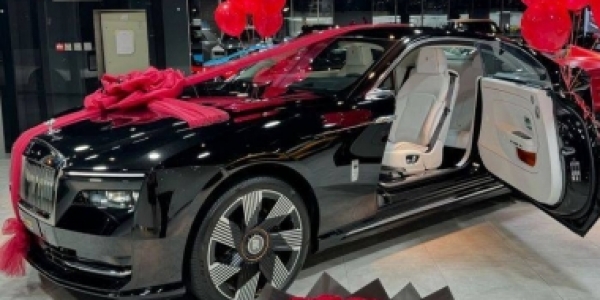 Приглашаем девушек для работы в Москве +7(991)279-30-15